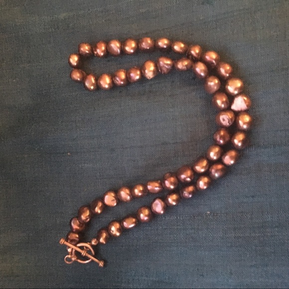 Light brown Freshwater pearl silver loop closer - Picture 2 of 3